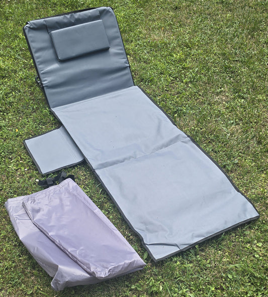 Saltea / covoraș pliabil pentru plajă și camping cu spătar reglabil și tetieră (pernă integrată)